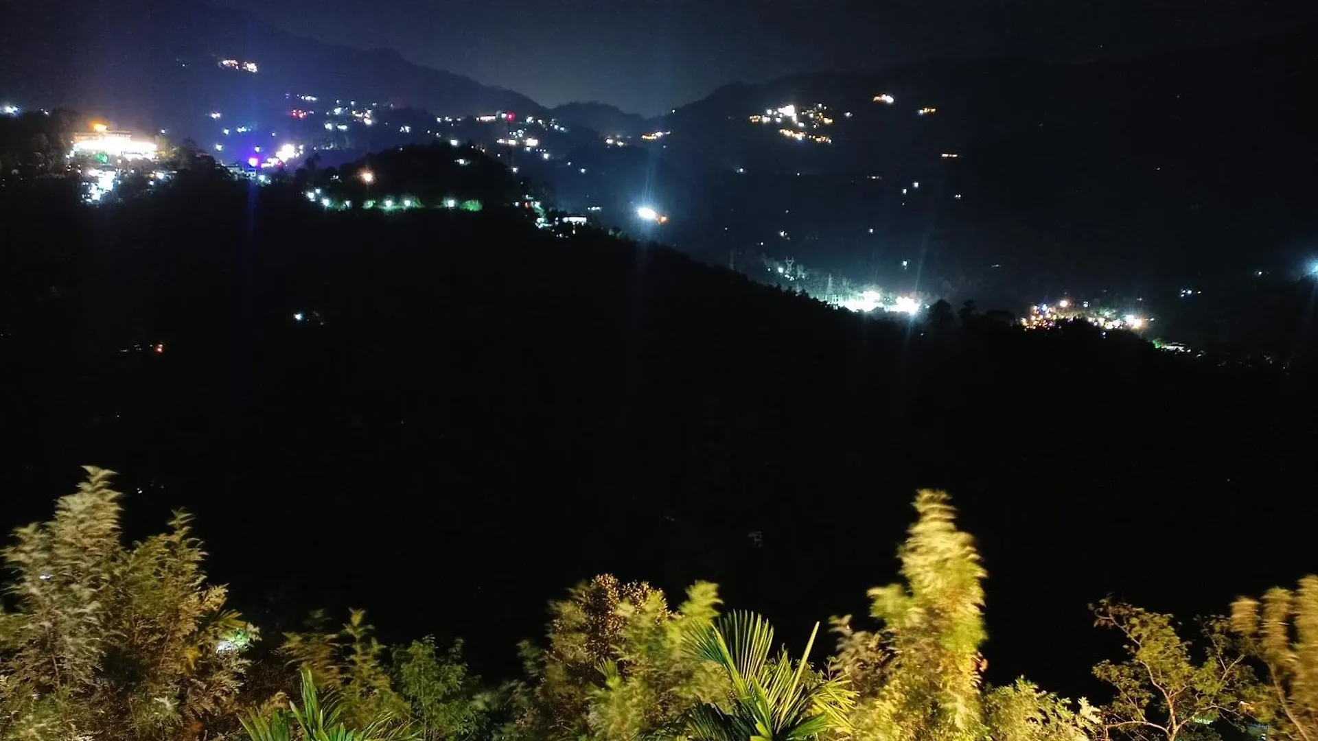 Silver Munnar 3*,